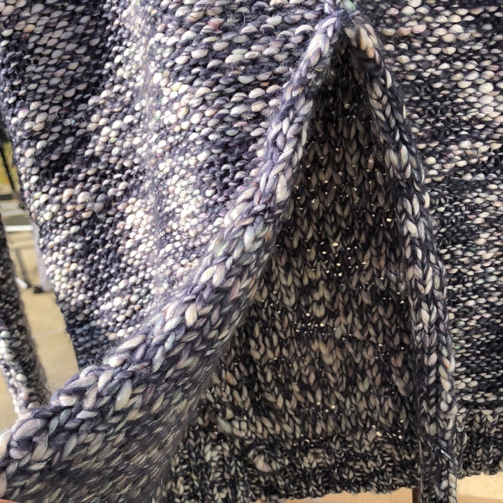 FOREVER 21 CONTEMPORARY BLUE & WHITE KNIT TURTLENECK Sweater Small /Peti… - Picture 6 of 16